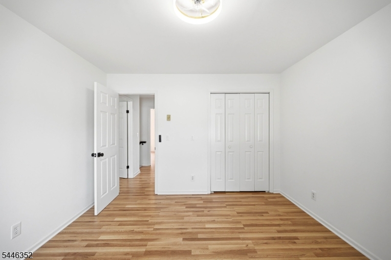 180 River Dr Property Photo 25