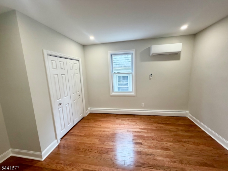 35 Claremont Ave 2 Property Photo 10