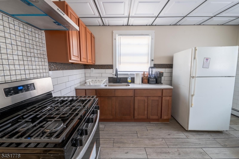 357 High St Property Photo 4