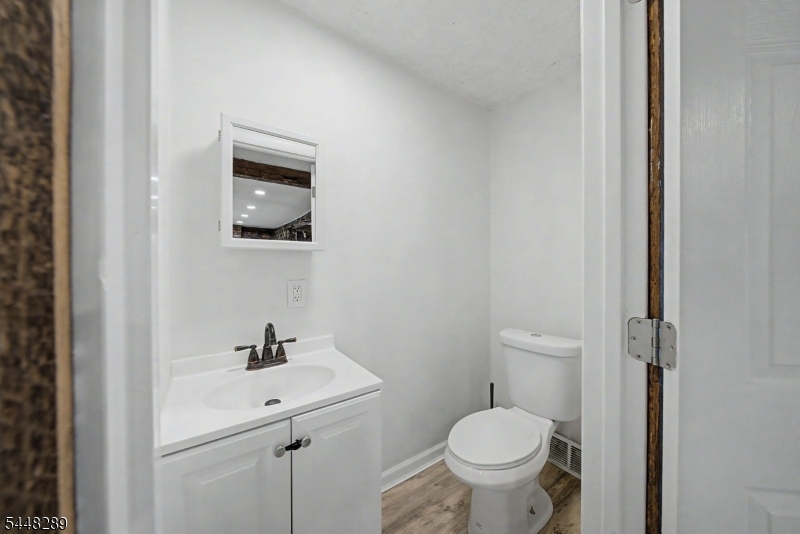 621 5th St Property Photo 18
