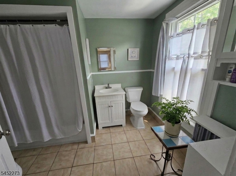 55 Park Ave Property Photo 9