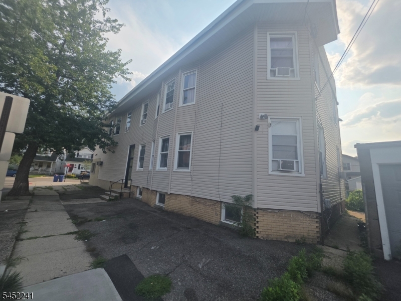 17 Maolis Ave Property Photo 11