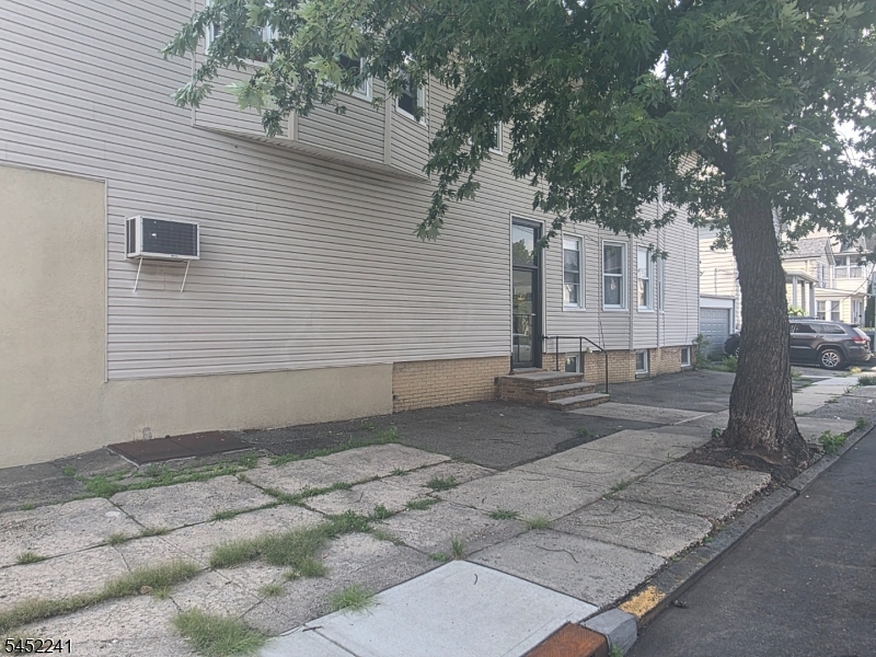 17 Maolis Ave Property Photo 14