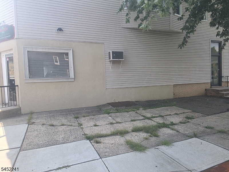 17 Maolis Ave Property Photo 15