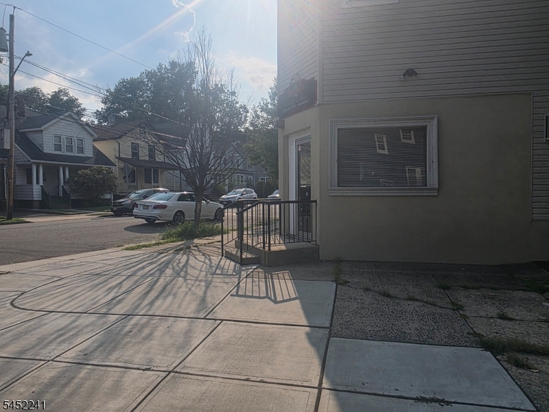 17 Maolis Ave Property Photo 17