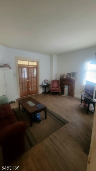 394 Lincoln St Property Photo 16