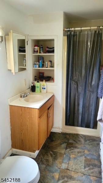 394 Lincoln St Property Photo 18