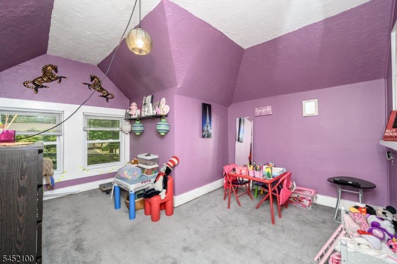 147 Claremont Ave Property Photo 25