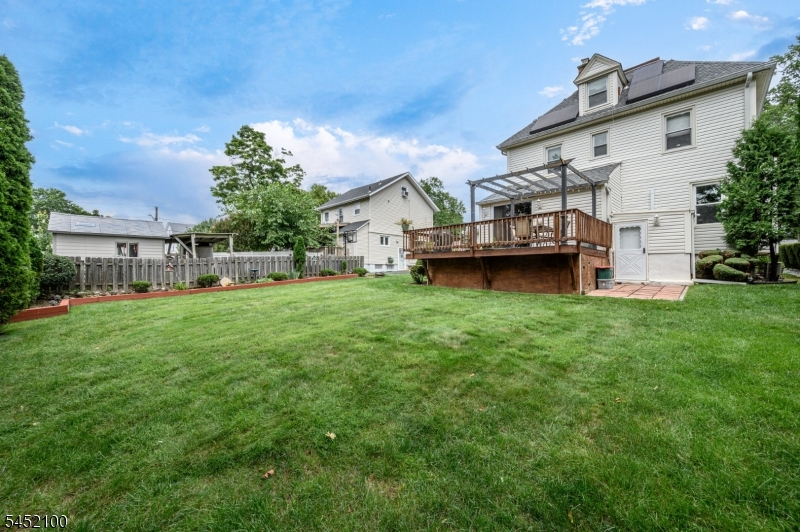 147 Claremont Ave Property Photo 33
