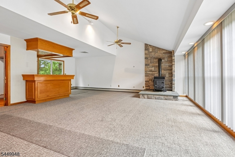 488 Cedar Ln Property Photo 5