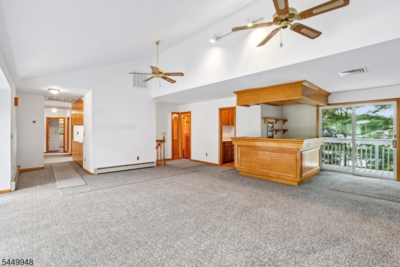 488 Cedar Ln Property Photo 8