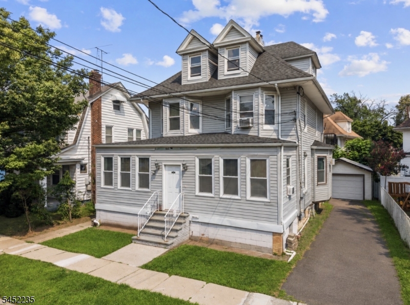 73 Berkeley Ave Property Photo 2