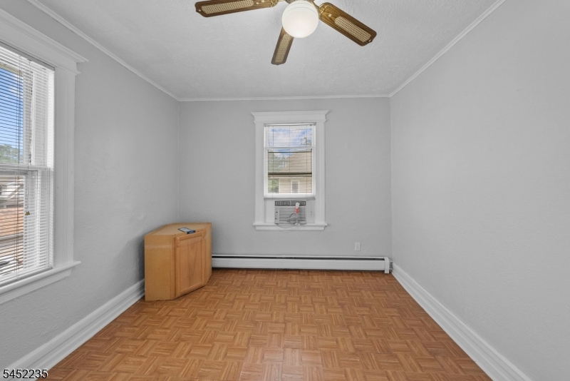 73 Berkeley Ave Property Photo 30