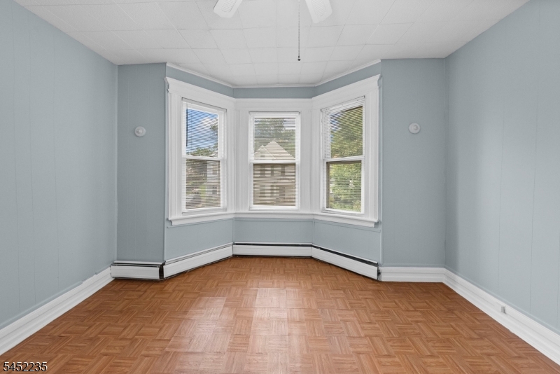 73 Berkeley Ave Property Photo 36