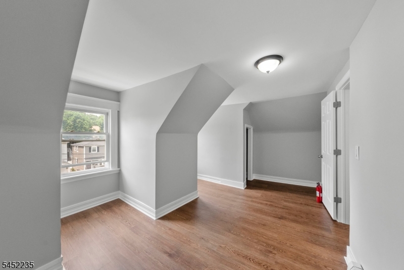 73 Berkeley Ave Property Photo 41