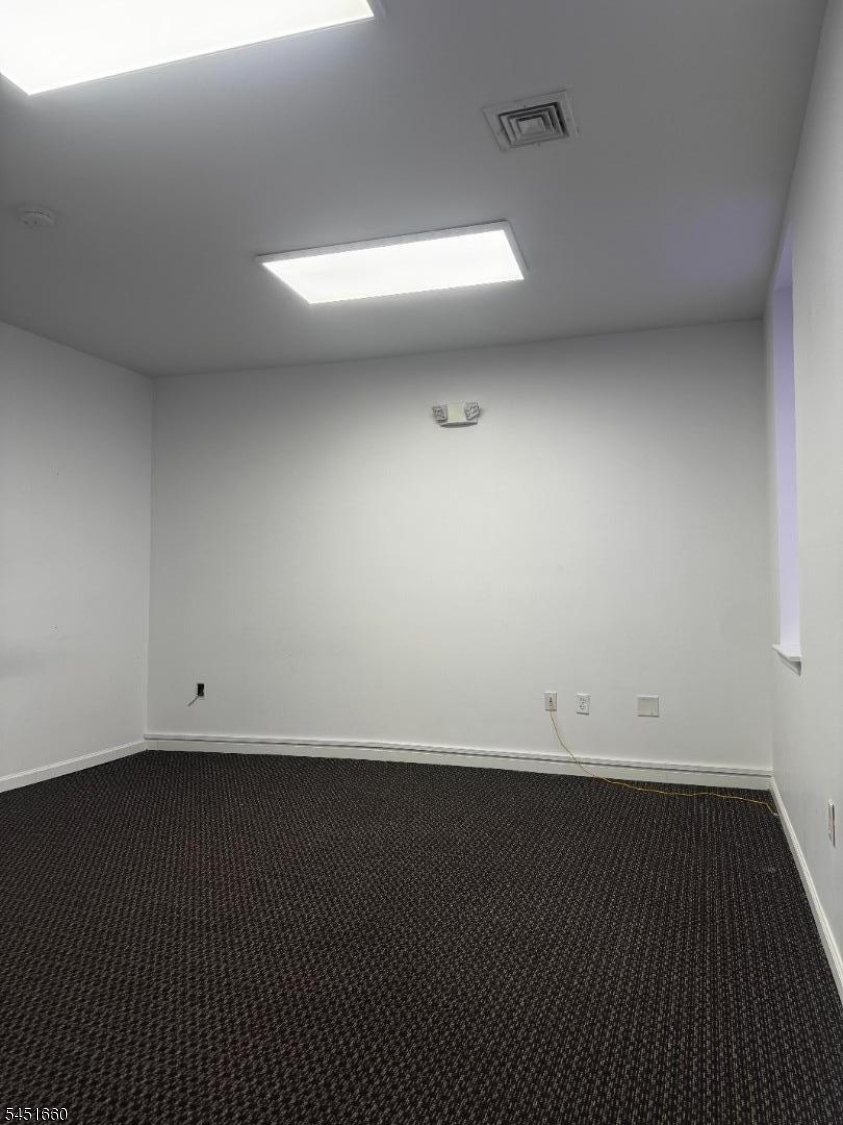 913 Elizabeth Ave Property Photo 7