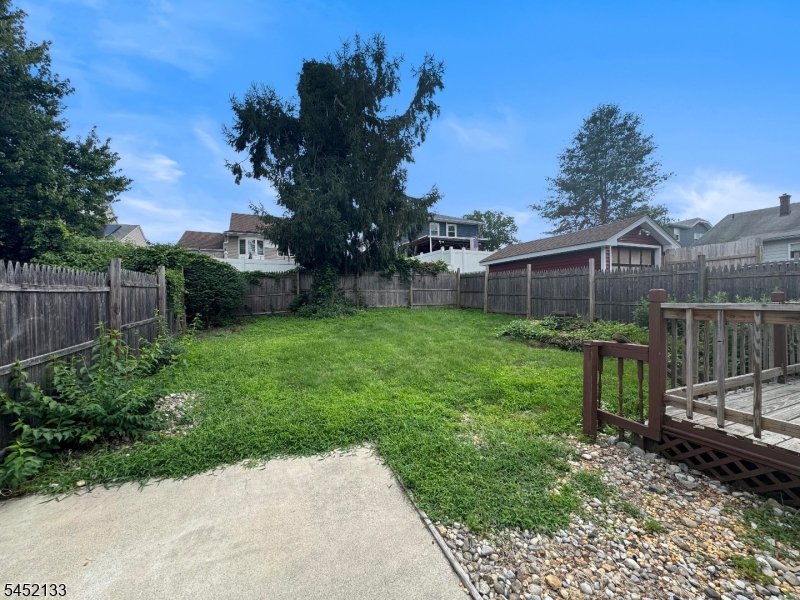 1113 Woolley Ave Property Photo 4