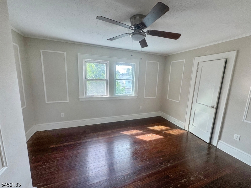 1113 Woolley Ave Property Photo 6