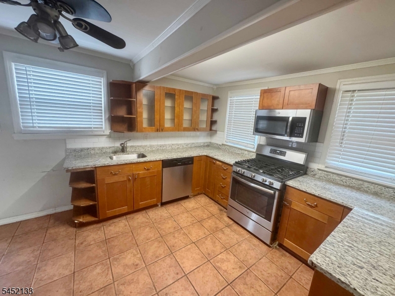 1113 Woolley Ave Property Photo 10