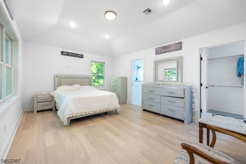 203 Queen Anne Rd Property Photo 15
