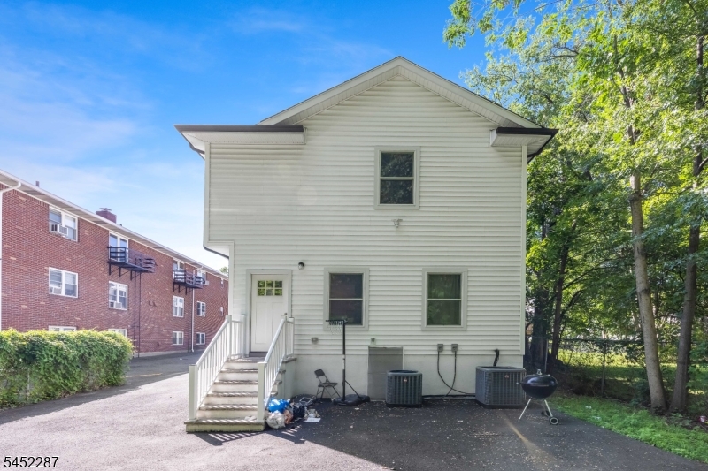 203 Queen Anne Rd Property Photo 27