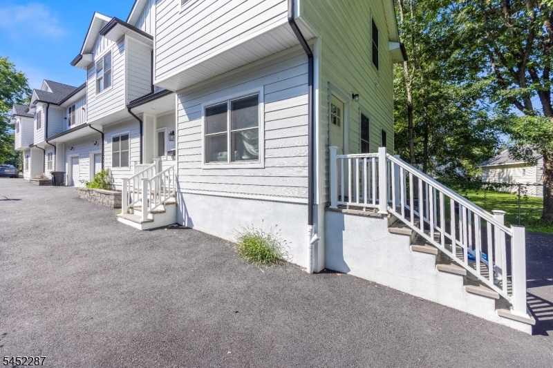 203 Queen Anne Rd Property Photo 28
