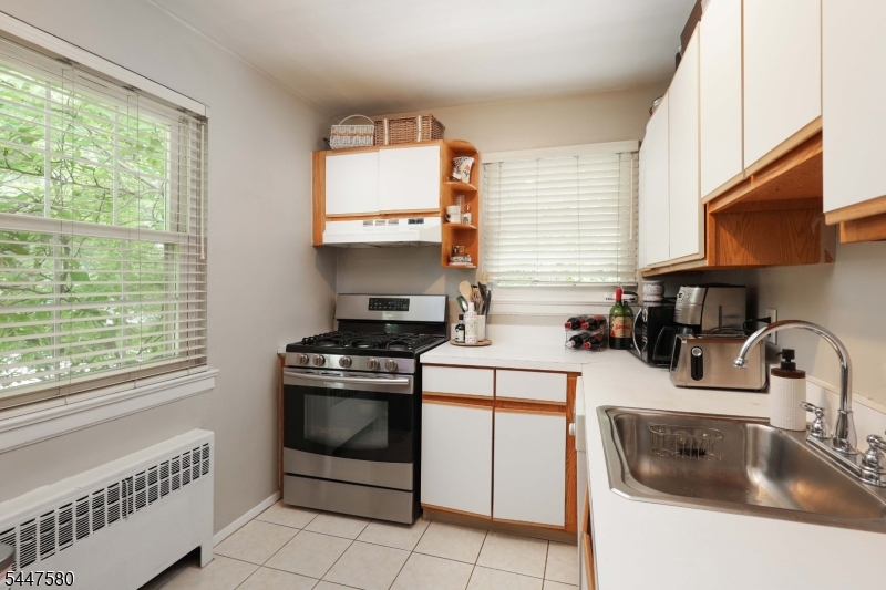 46 F Parkway Village Property Photo 12