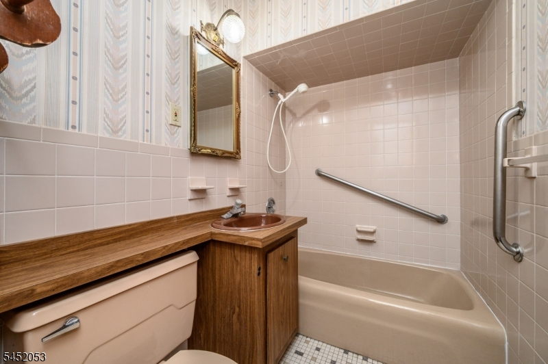 120 Besler Ave Property Photo 16