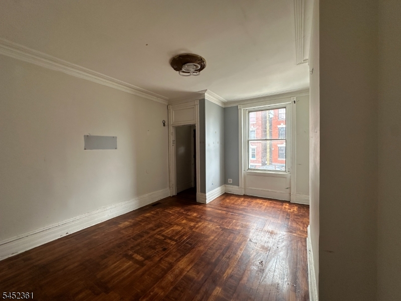 60 Oak Street Property Photo 23