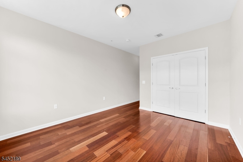 102 E Elizabeth Ave 309 Property Photo 18