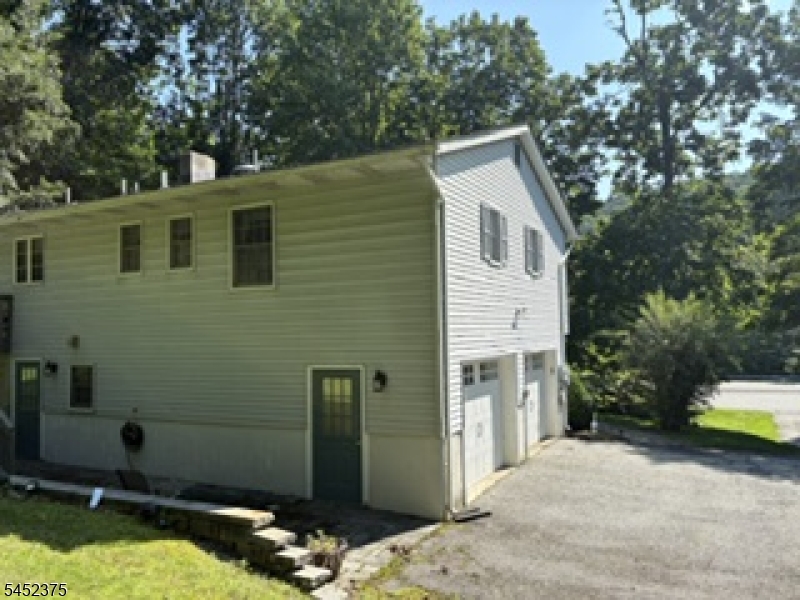 844 State Rt 23 Property Photo 8
