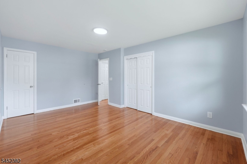 88 6th St Property Photo 21