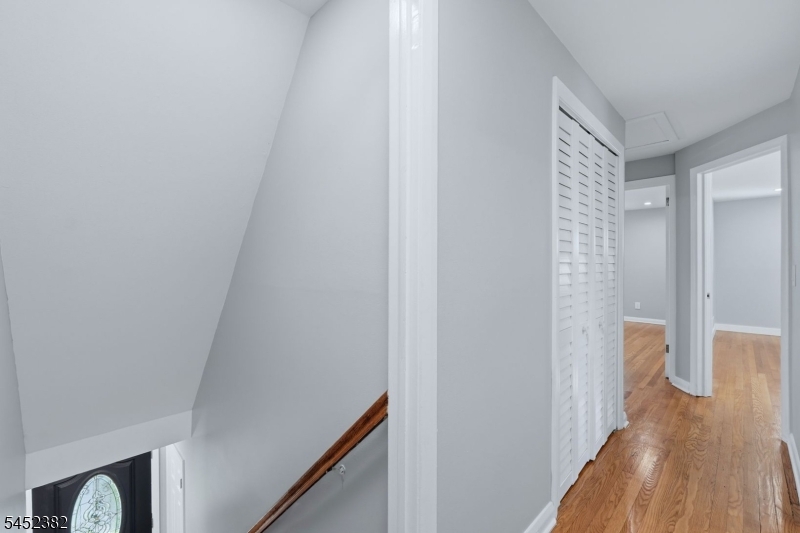 88 6th St Property Photo 30