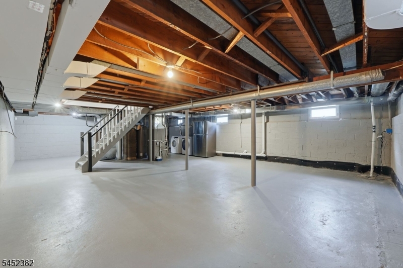 88 6th St Property Photo 39