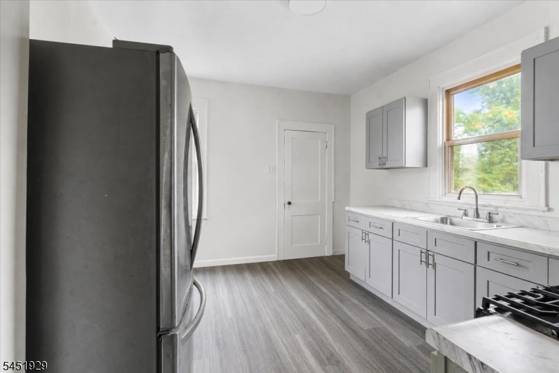 1036 Morris St Property Photo 21