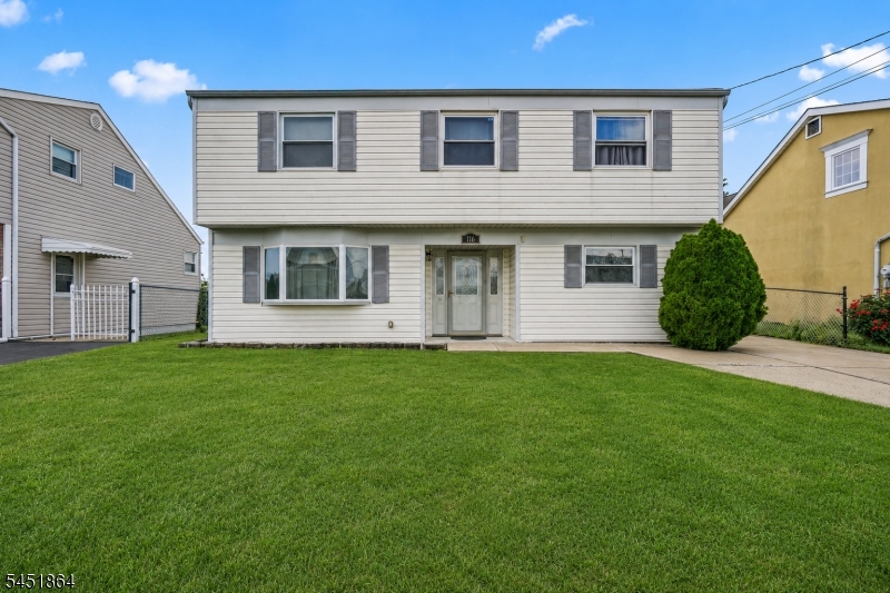 116 7th St Property Photo 1
