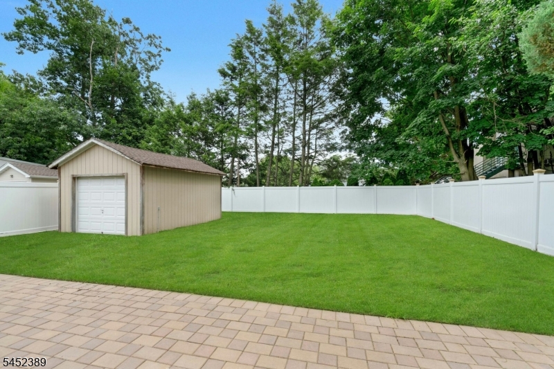 112 Kenzel Ave Property Photo 26