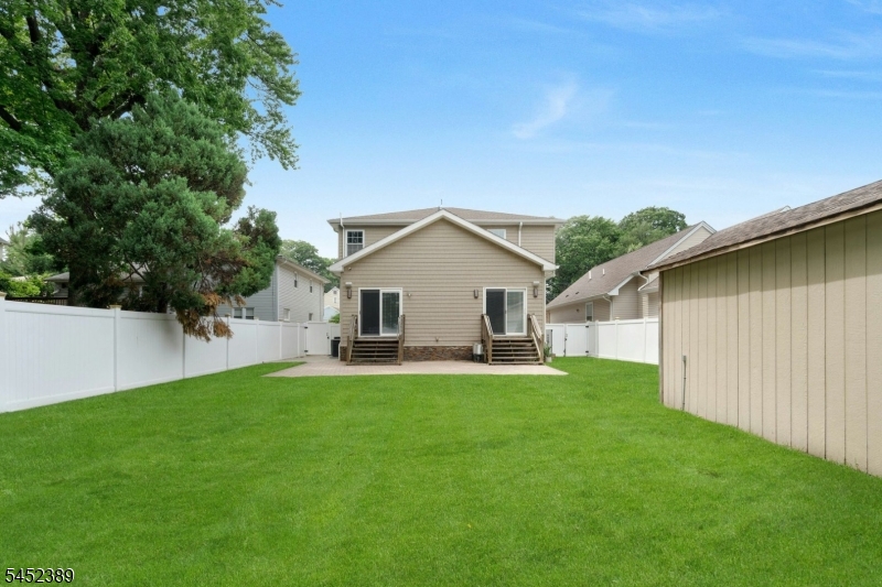 112 Kenzel Ave Property Photo 27