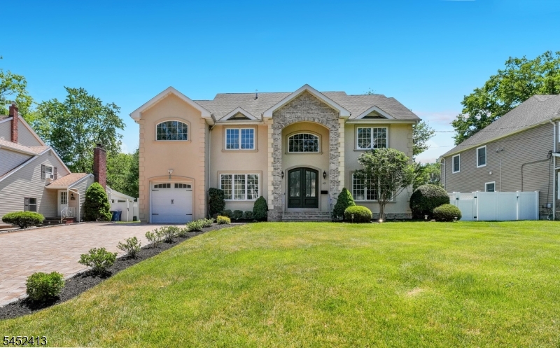49 Hall Dr Property Photo 1