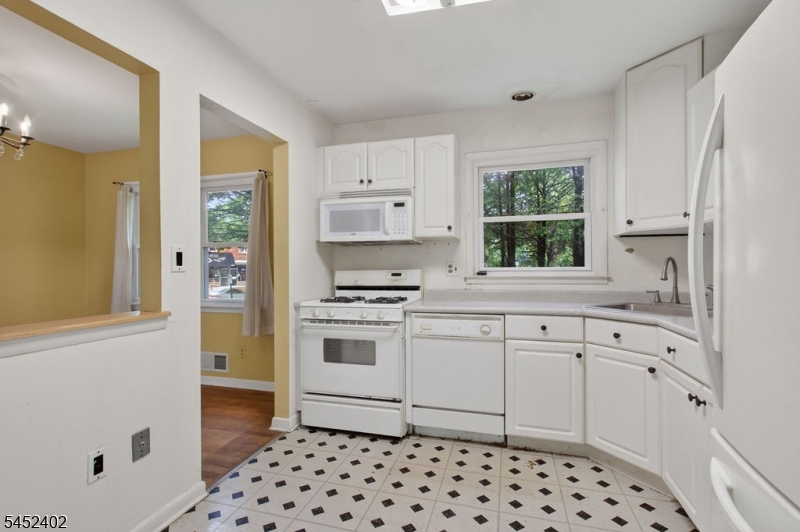 305 William St Property Photo 26