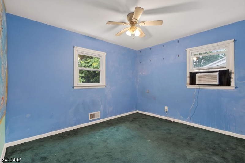 305 William St Property Photo 32