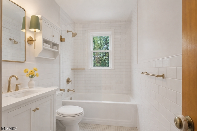 305 William St Property Photo 34