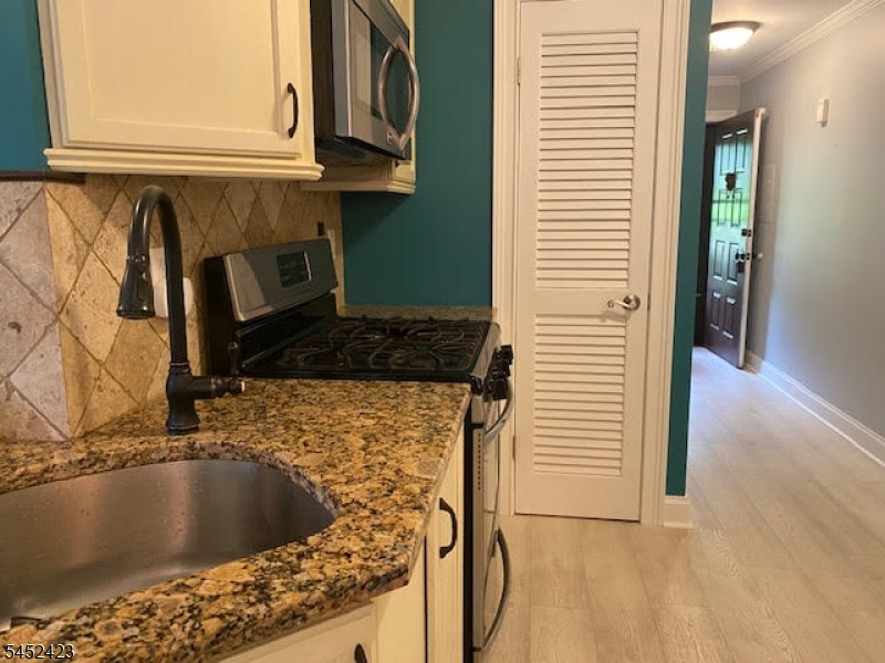 5 Sugar Loaf Ct 8 Property Photo 12