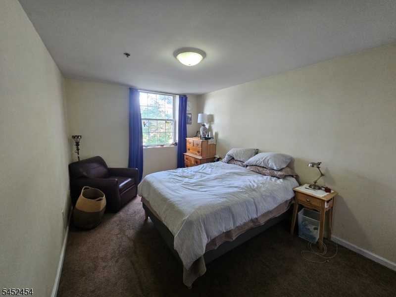 79 Montgomery St 4f Property Photo 8