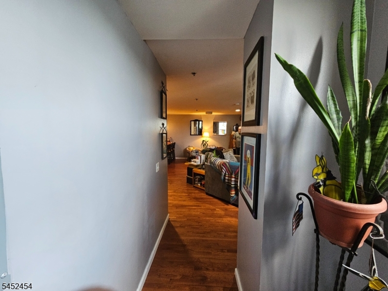 79 Montgomery St 4f Property Photo 9
