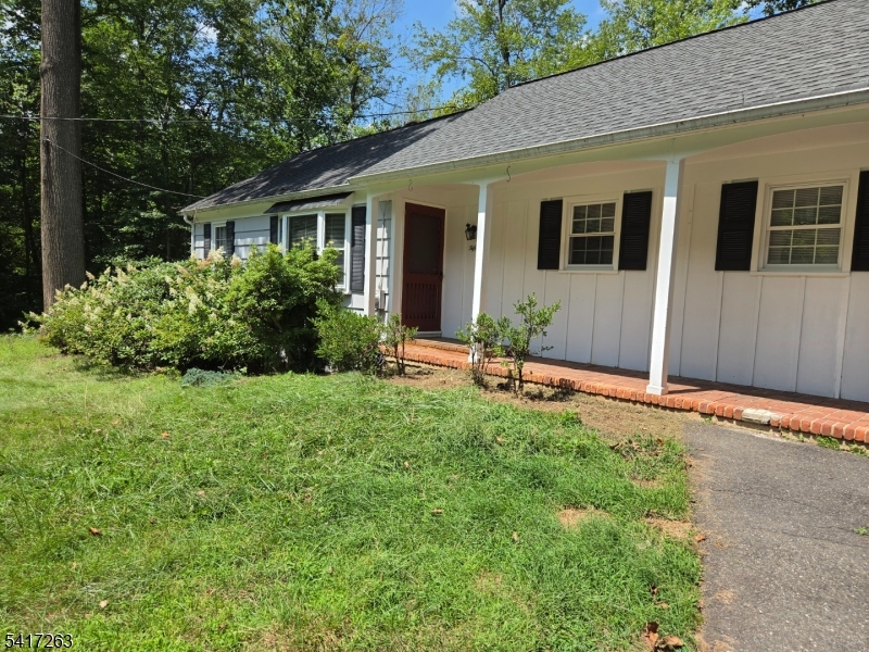 50 Mountainview Rd Property Photo 3