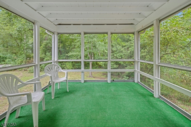 50 Mountainview Rd Property Photo 9