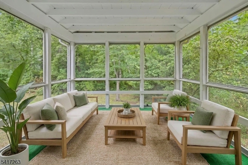 50 Mountainview Rd Property Photo 10
