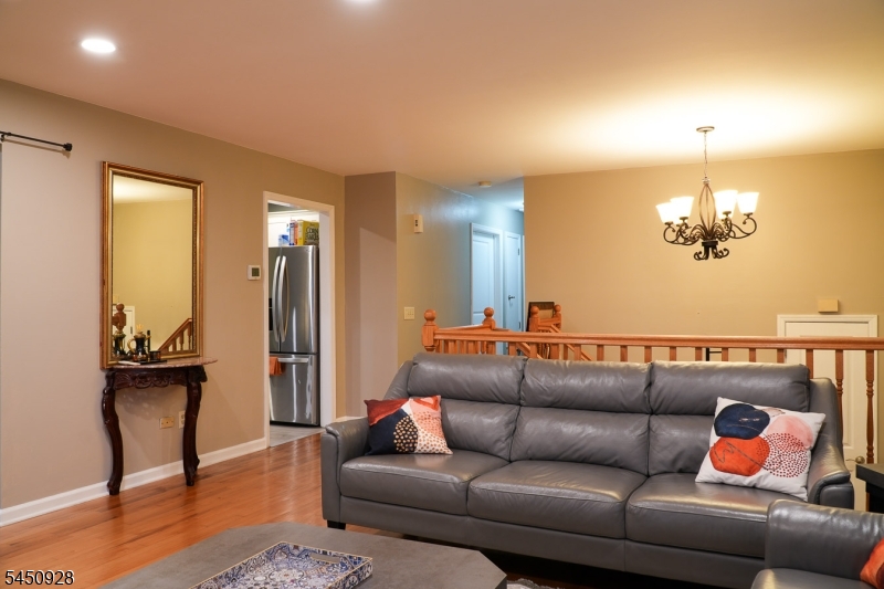 150 Farragut Ave Property Photo 3