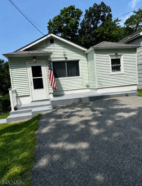 12 Colby Trl Property Photo 1